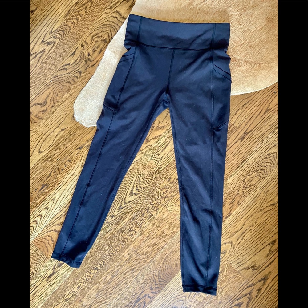 Lululemon black leggings 4